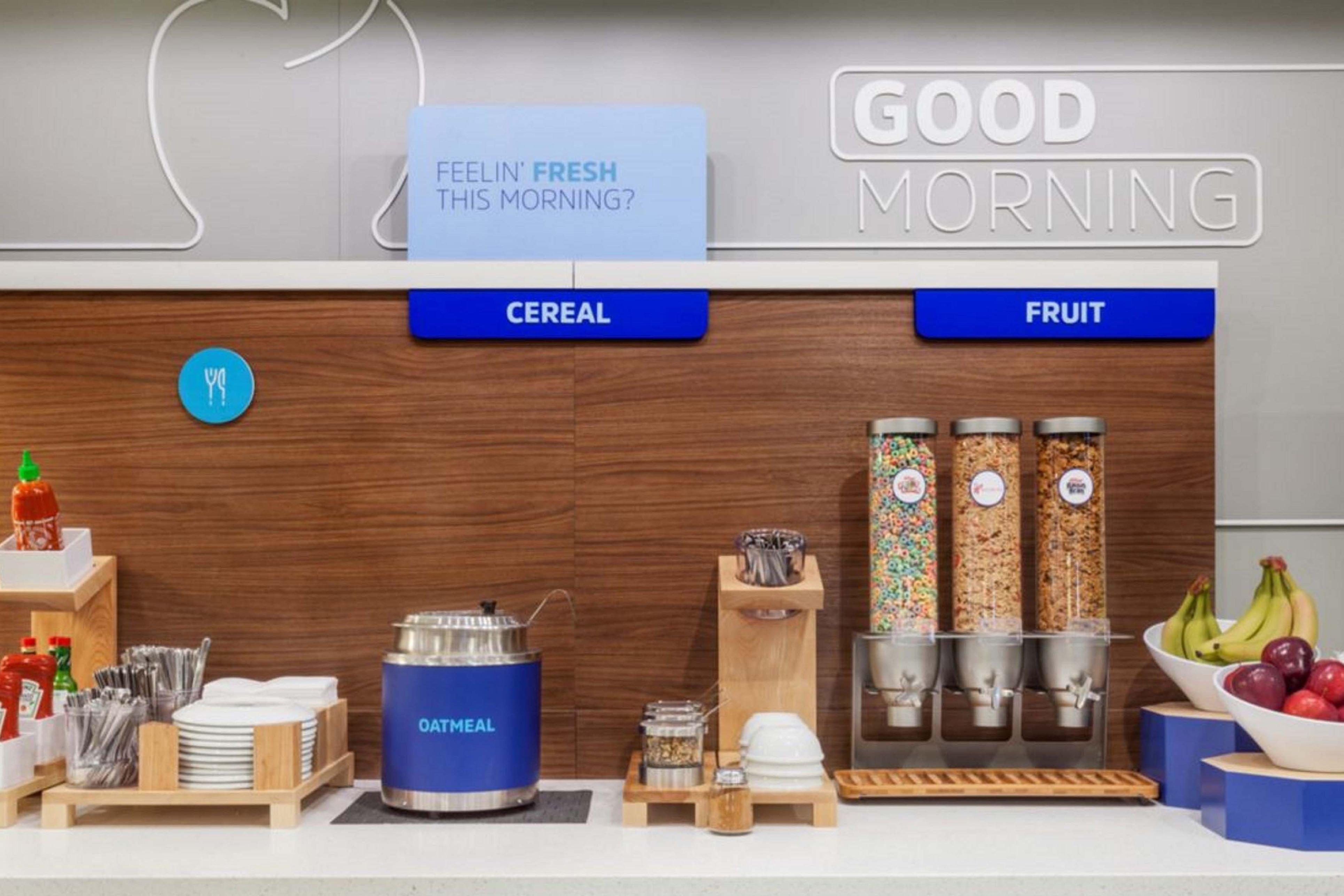 Holiday Inn Express & Suites Great Bend By Ihg Ngoại thất bức ảnh
