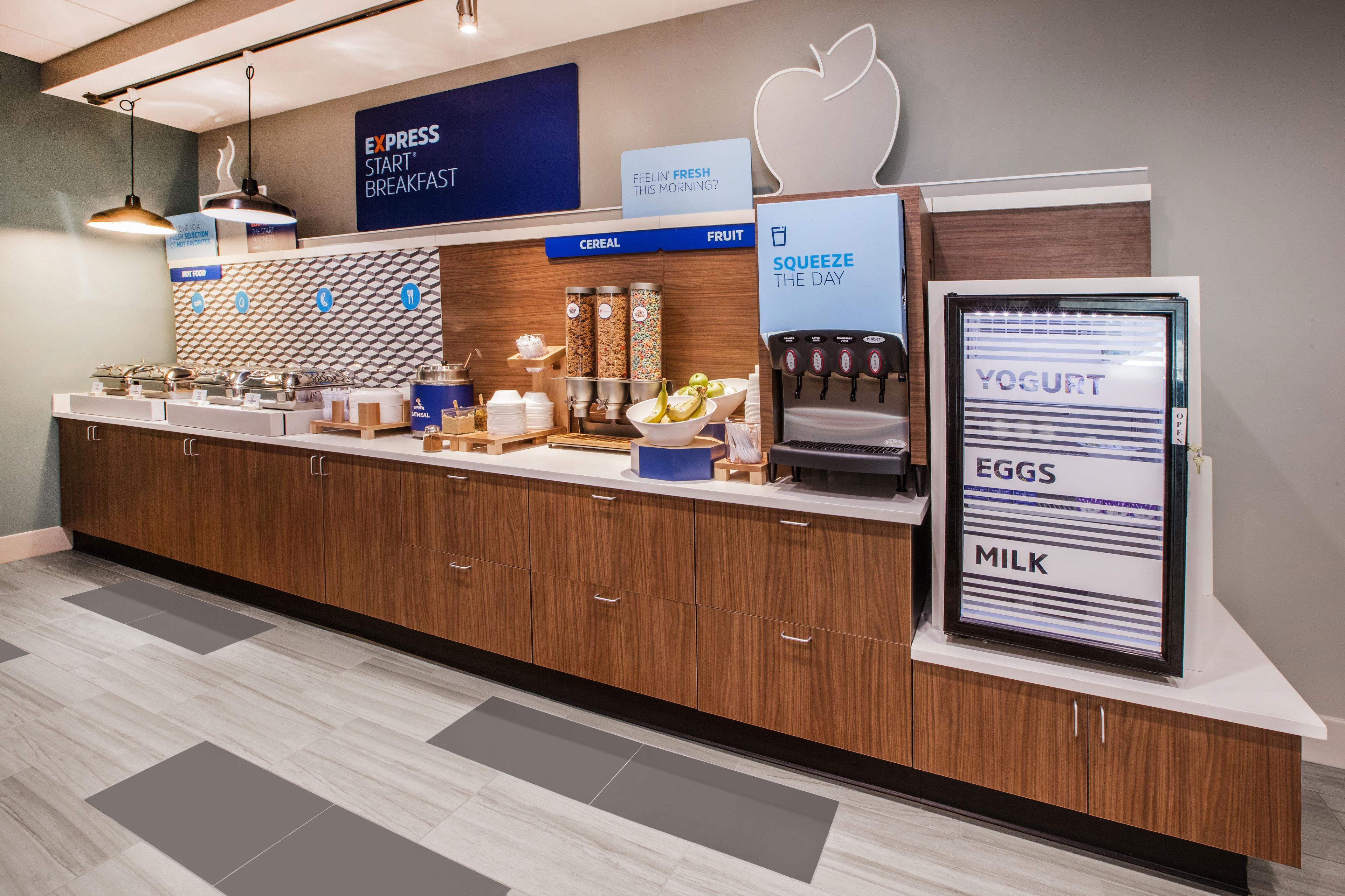 Holiday Inn Express & Suites Great Bend By Ihg Ngoại thất bức ảnh